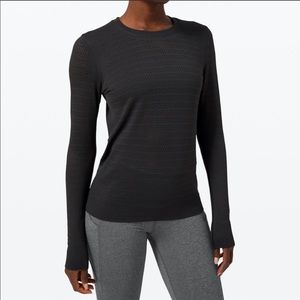 Lululemon breeze by squad stripe 4 black